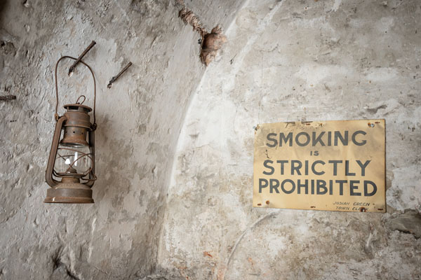 wartime-no-smoking-sign