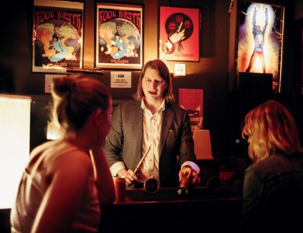 party-magician - Copy